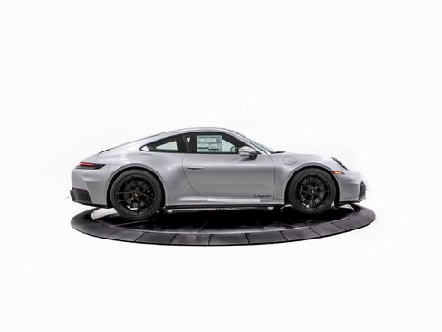 New 2026 Porsche 911 Carrera 4 GTS image 8