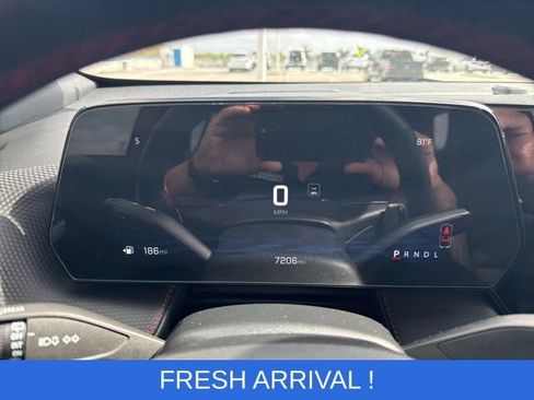 Used 2025 Chevrolet Equinox RS w/ Safety and Technology Package image 4