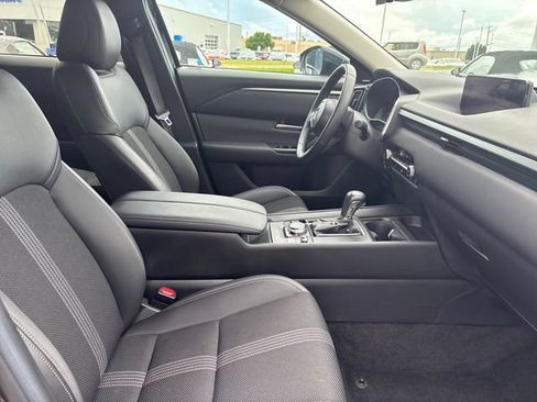 Certified 2025 MAZDA CX-50 AWD 2.5 S w/ Premium Package image 22