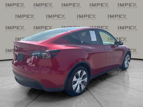 Used 2021 Tesla Model Y Long Range AWD/4WD image 3