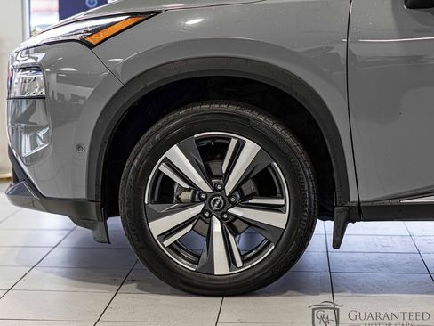 Used 2022 Nissan Rogue SL w/ SL Premium Package image 9