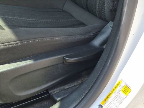 Used 2014 Chevrolet Sonic LT FWD image 17