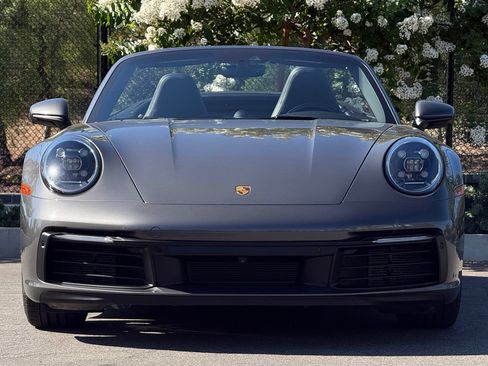 Certified 2024 Porsche 911 Carrera RWD image 10