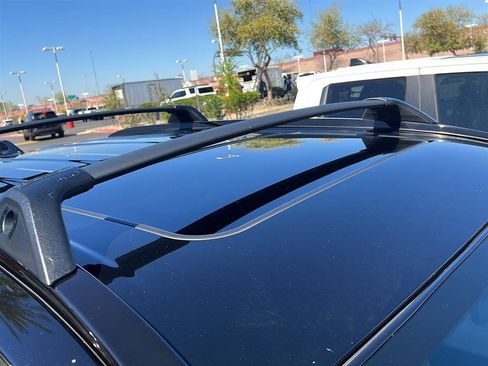 Used 2019 Toyota RAV4 XLE w/ Convenience Package image 4