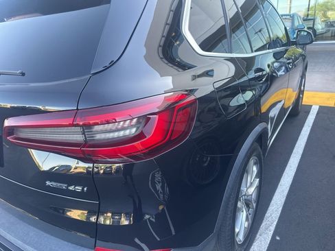 Used 2020 BMW X5 xDrive40i w/ Convenience Package AWD/4WD image 3