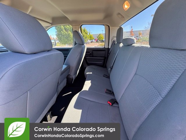 Used 2016 RAM 1500 Express RWD image 27