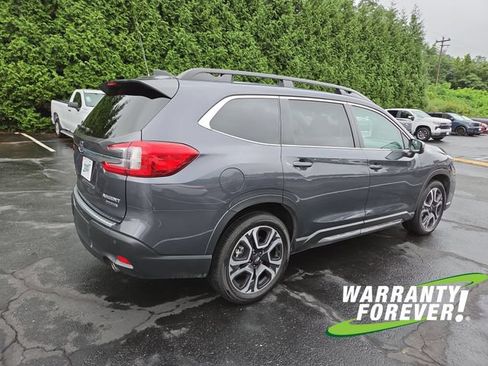 Used 2023 Subaru Ascent Limited w/ Technology Package AWD/4WD image 7