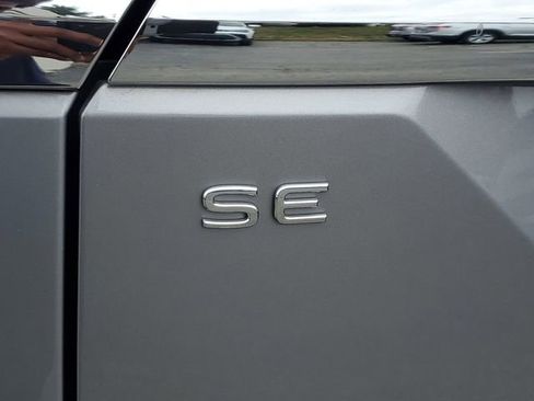 Certified 2024 Volkswagen Atlas SE w/ Panoramic Sunroof Package FWD image 7