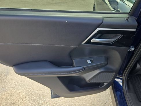Used 2024 Mitsubishi Outlander SE FWD image 14