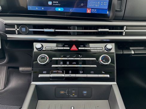 New 2026 Hyundai Santa Fe SE image 13