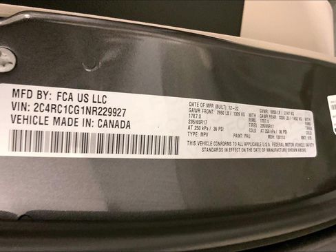Used 2022 Chrysler Voyager LX FWD image 31