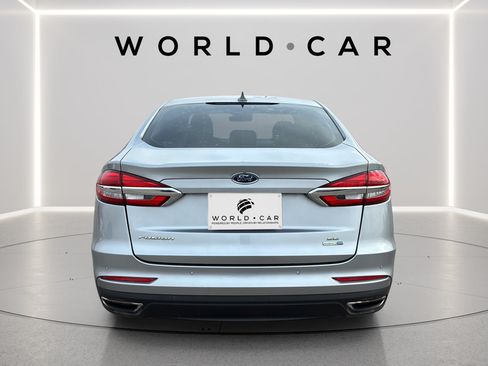 Used 2020 Ford Fusion SE AWD/4WD image 14