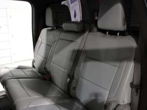 Used 2023 Chevrolet Silverado 1500 LT Trail Boss AWD/4WD image 15