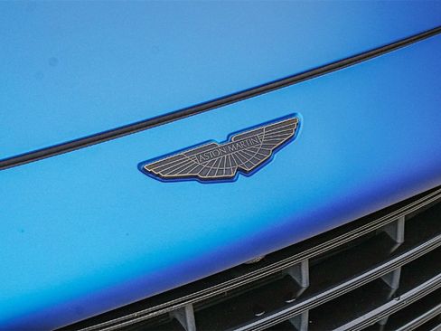 Used 2023 Aston Martin DBX 707 image 4