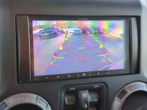 Used 2017 Jeep Wrangler Unlimited Sport image 20