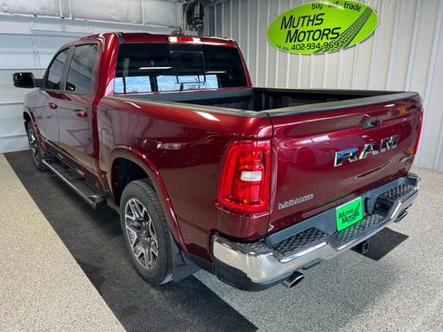Used 2025 RAM 1500 Laramie AWD/4WD image 4