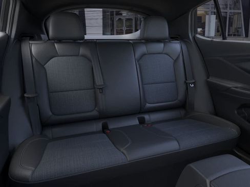 New 2026 Buick Envista Preferred FWD image 17