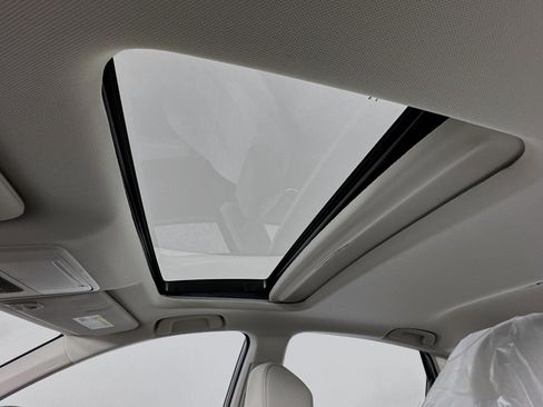 Certified 2024 Honda Accord EX image 21