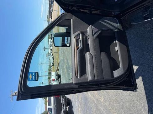 Used 2025 Chevrolet Silverado 2500 High Country w/ Z71 Off-Road Package image 85