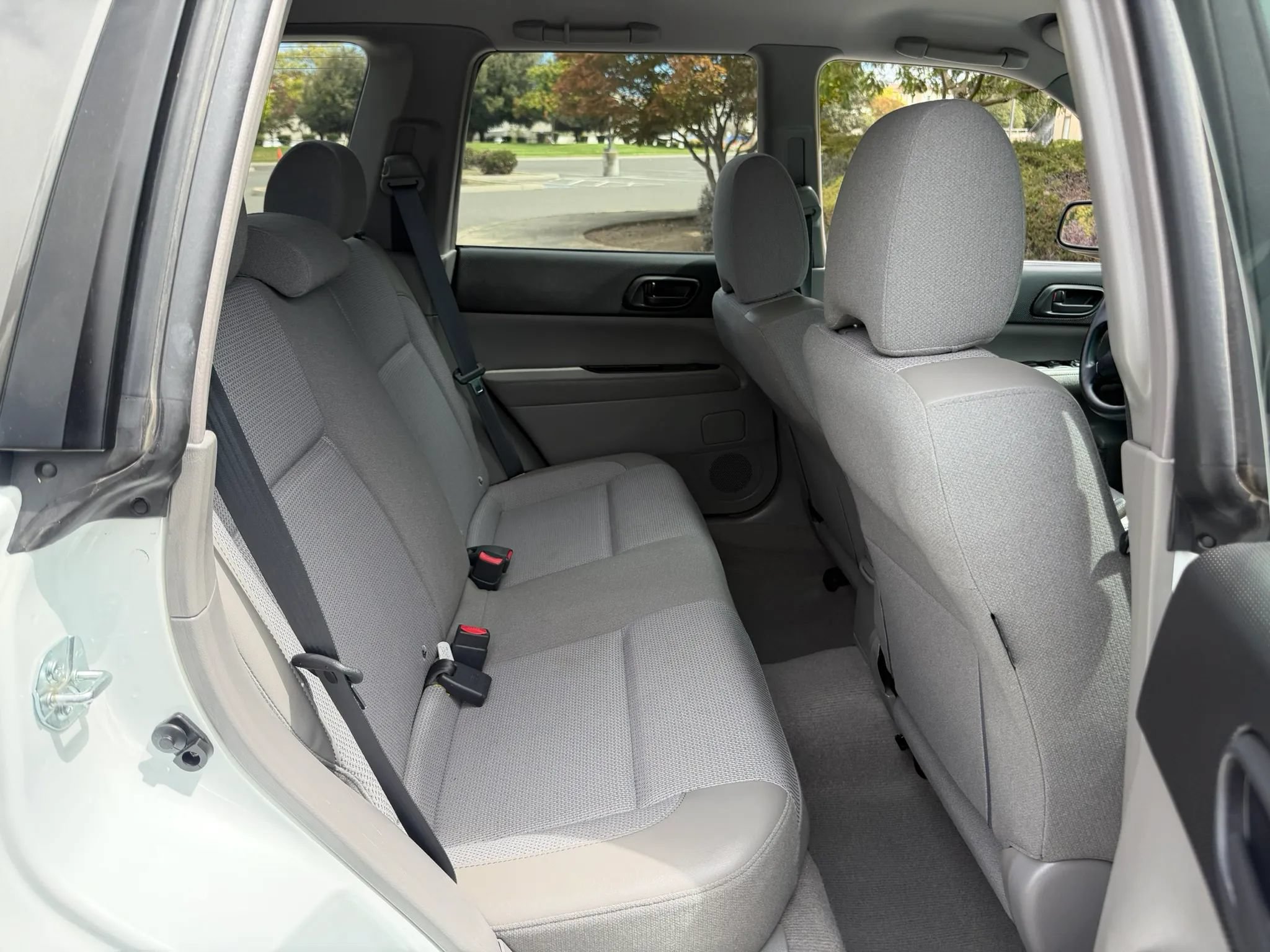 Used 2004 Subaru Forester 2.5X AWD/4WD image 13