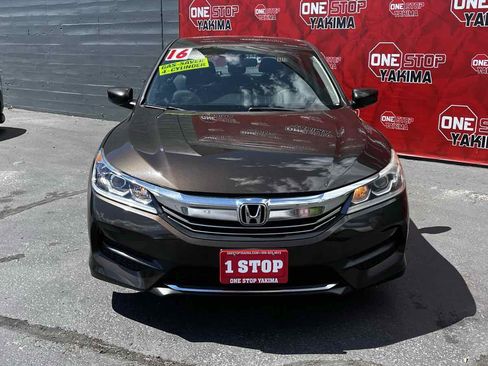 Used 2016 Honda Accord LX image 2