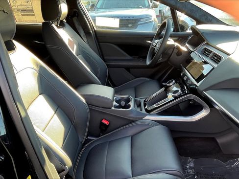 New 2024 Jaguar I-PACE R-Dynamic HSE image 31