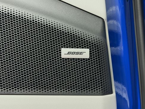 New 2026 Porsche Macan 4 Electric image 31