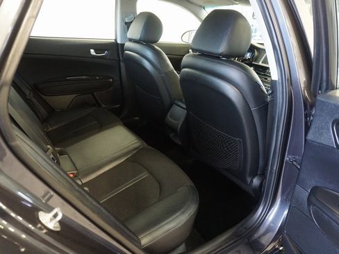 Used 2019 Kia Optima S image 22