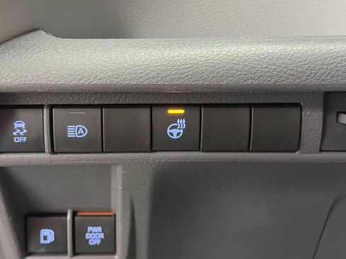 Used 2024 Toyota Sienna XSE image 22