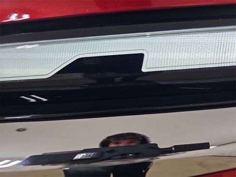 Certified 2024 Chevrolet Traverse LT w/ Trailering Package image 39