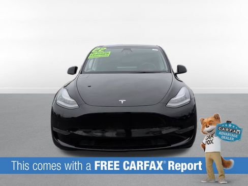 Used 2022 Tesla Model Y Long Range AWD/4WD image 2