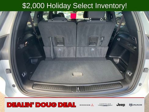 New 2025 Jeep Grand Cherokee L Laredo w/ Luxury Tech Group I image 25