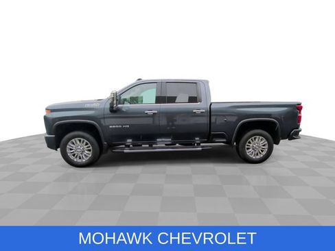 Used 2020 Chevrolet Silverado 2500 High Country w/ Technology Package AWD/4WD image 5