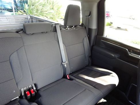 New 2026 GMC Sierra 2500 SLE AWD/4WD image 17