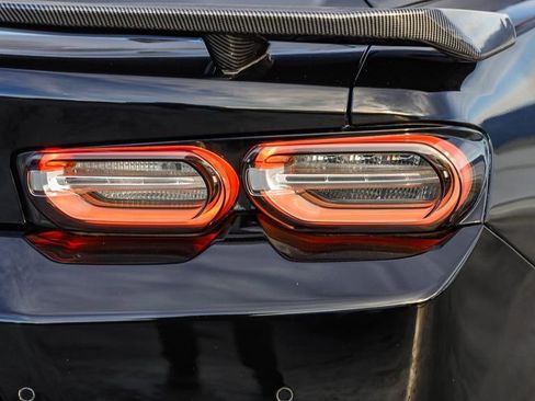 Used 2020 Chevrolet Camaro ZL1 image 10