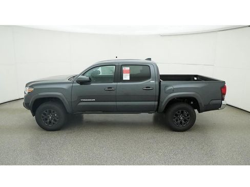 Used 2023 Toyota Tacoma SR5 image 4