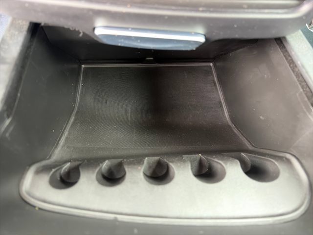 Used 2025 Chrysler Pacifica Select FWD image 60