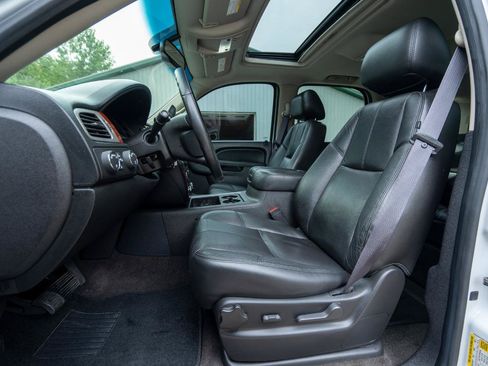Used 2012 Chevrolet Tahoe LT w/ All-Star Edition AWD/4WD image 11