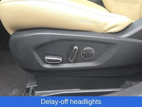 Used 2015 Ford Edge SEL w/ Equipment Group 201A AWD/4WD image 22