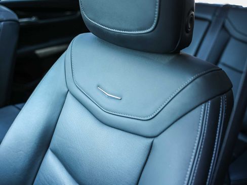 Used 2023 Cadillac XT5 Premium Luxury FWD image 32