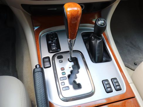 Used 2007 Lexus LX 470 4WD image 66