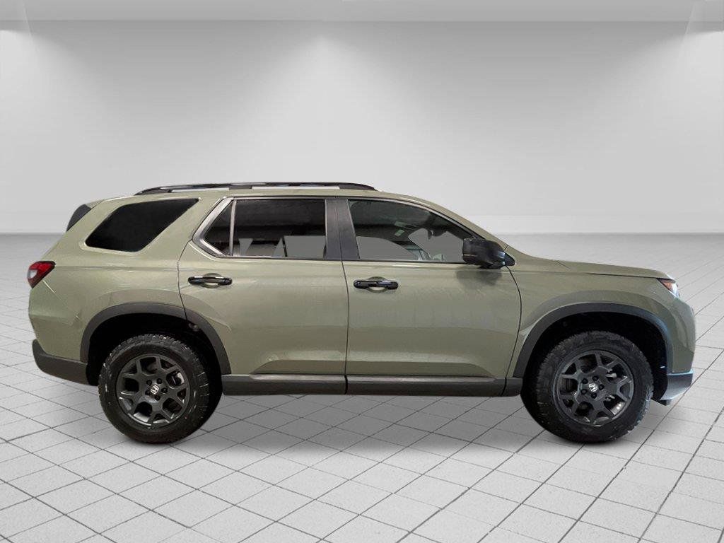 New 2026 Honda Pilot TrailSport image 8