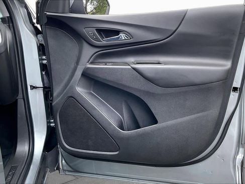 Used 2024 Chevrolet Equinox LT FWD image 23