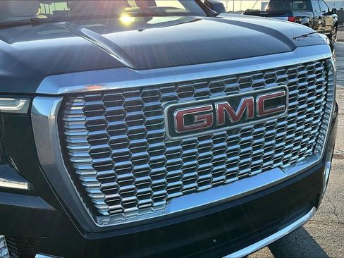 Used 2023 GMC Yukon Denali w/ Max Trailering Package AWD/4WD image 33