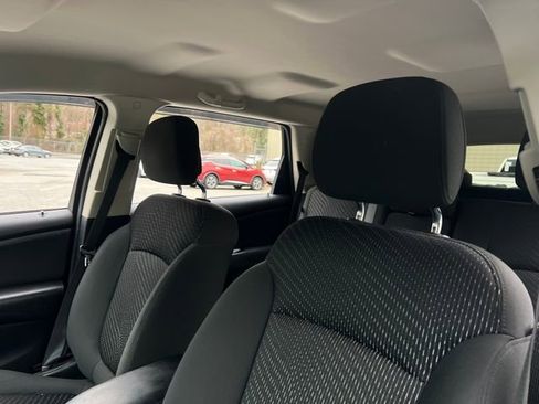 Used 2018 Dodge Journey SE w/ Connectivity Group image 13