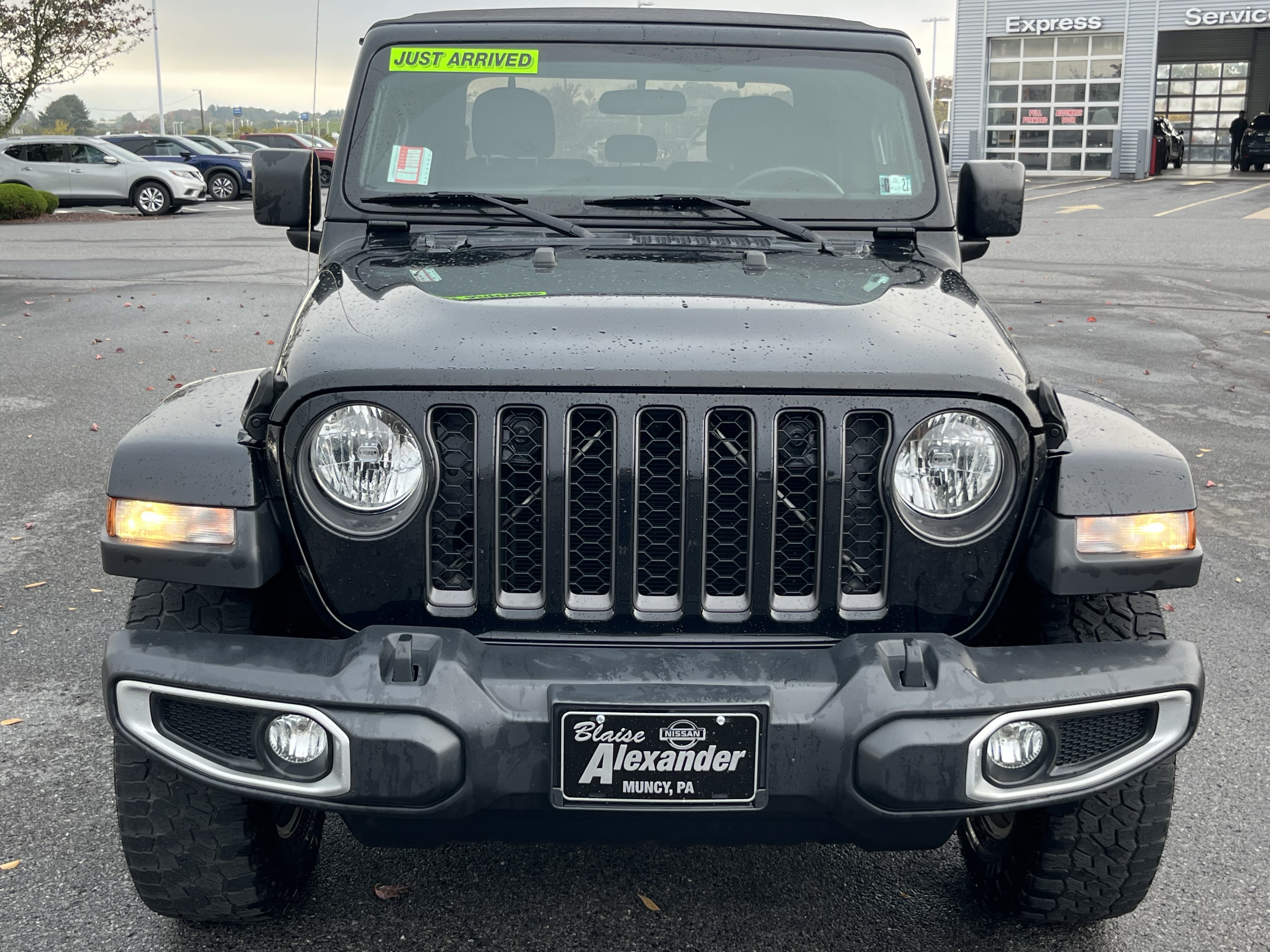 Used 2020 Jeep Gladiator Sport AWD/4WD image 11