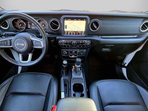 Certified 2022 Jeep Wrangler Unlimited Sahara w/ LED Lighting Group AWD/4WD image 15
