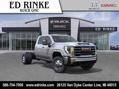 New 2026 GMC Sierra 3500 SLE w/ SLE Convenience Package