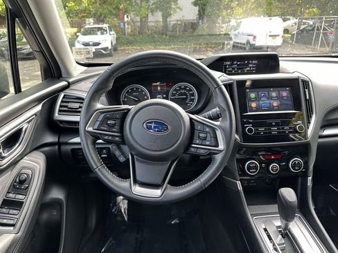 Used 2022 Subaru Forester Premium image 11
