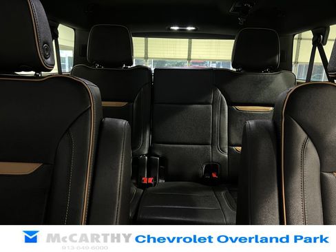 Used 2023 GMC Yukon XL AT4 w/ Technology Package AWD/4WD image 31